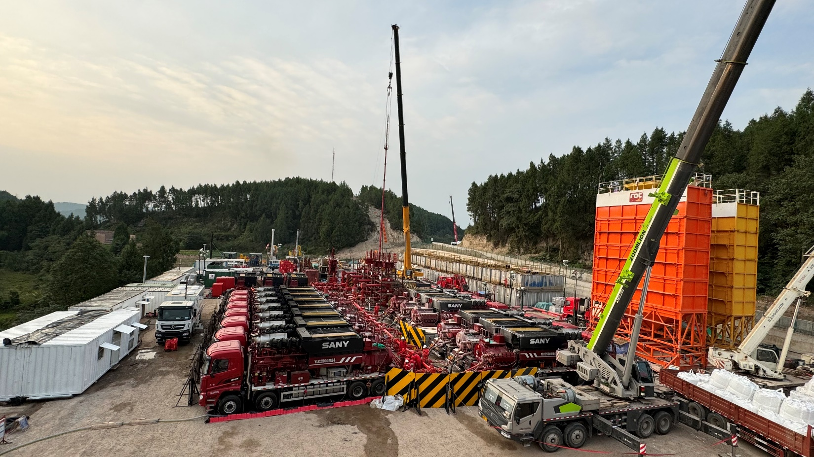 界面新闻：海南矿业发布2024年半年报：净利润上涨33.16% 全球化布局奠定高成长