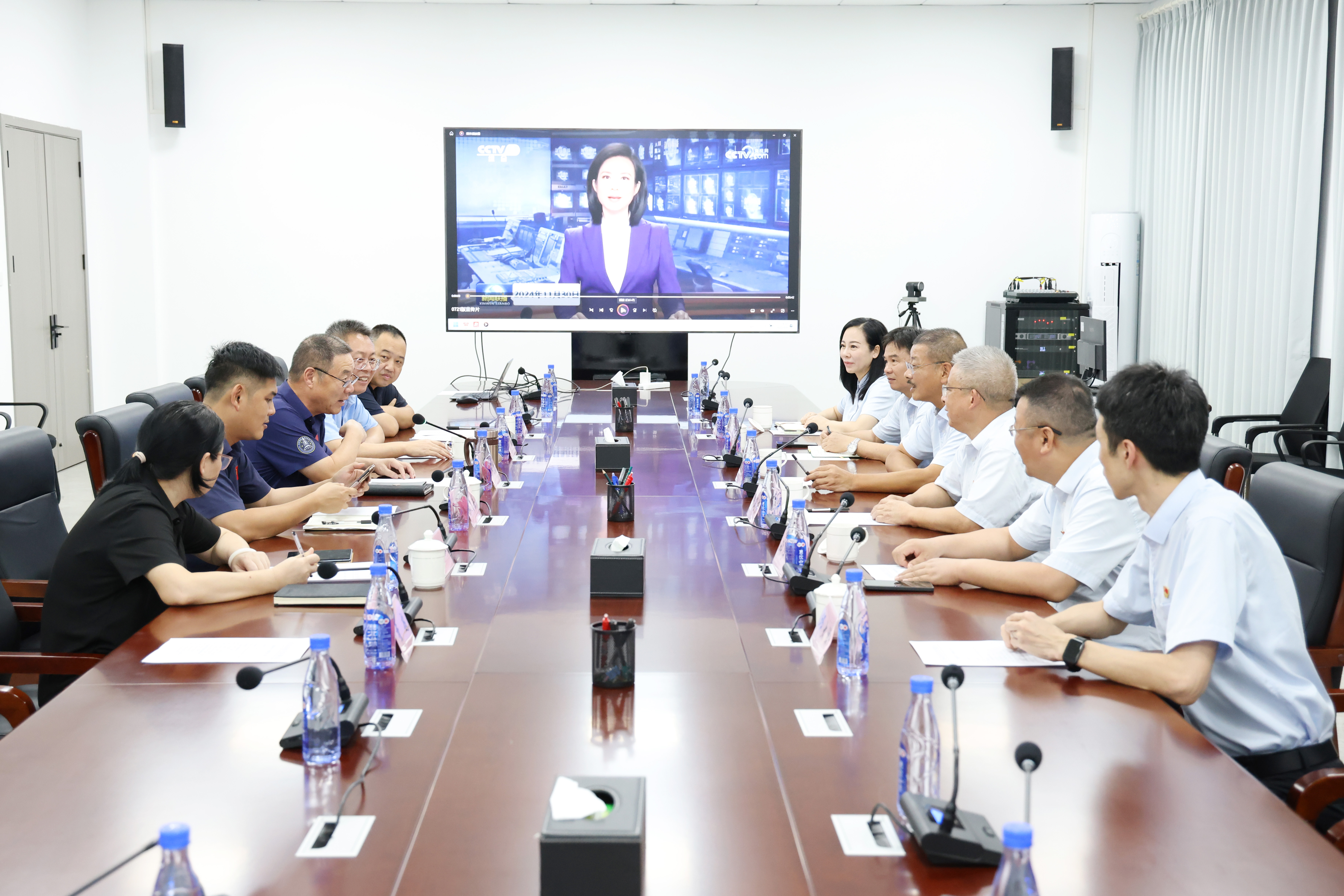 海南矿业和海南商发开展联建共建交流